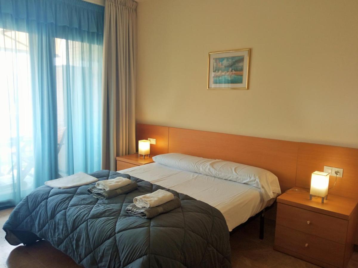 Ainara Garden Family Apartment